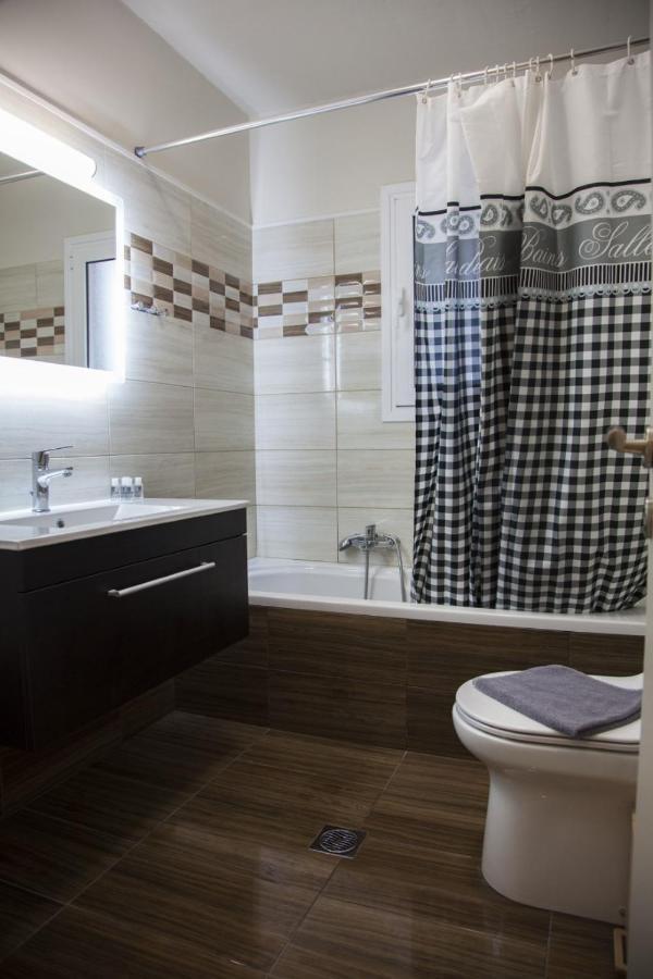 Paporas Apartments Svoronata Luaran gambar